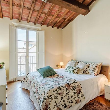 Helene Smart Flat With Elevator Inside Lucca Apartment Luaran gambar
