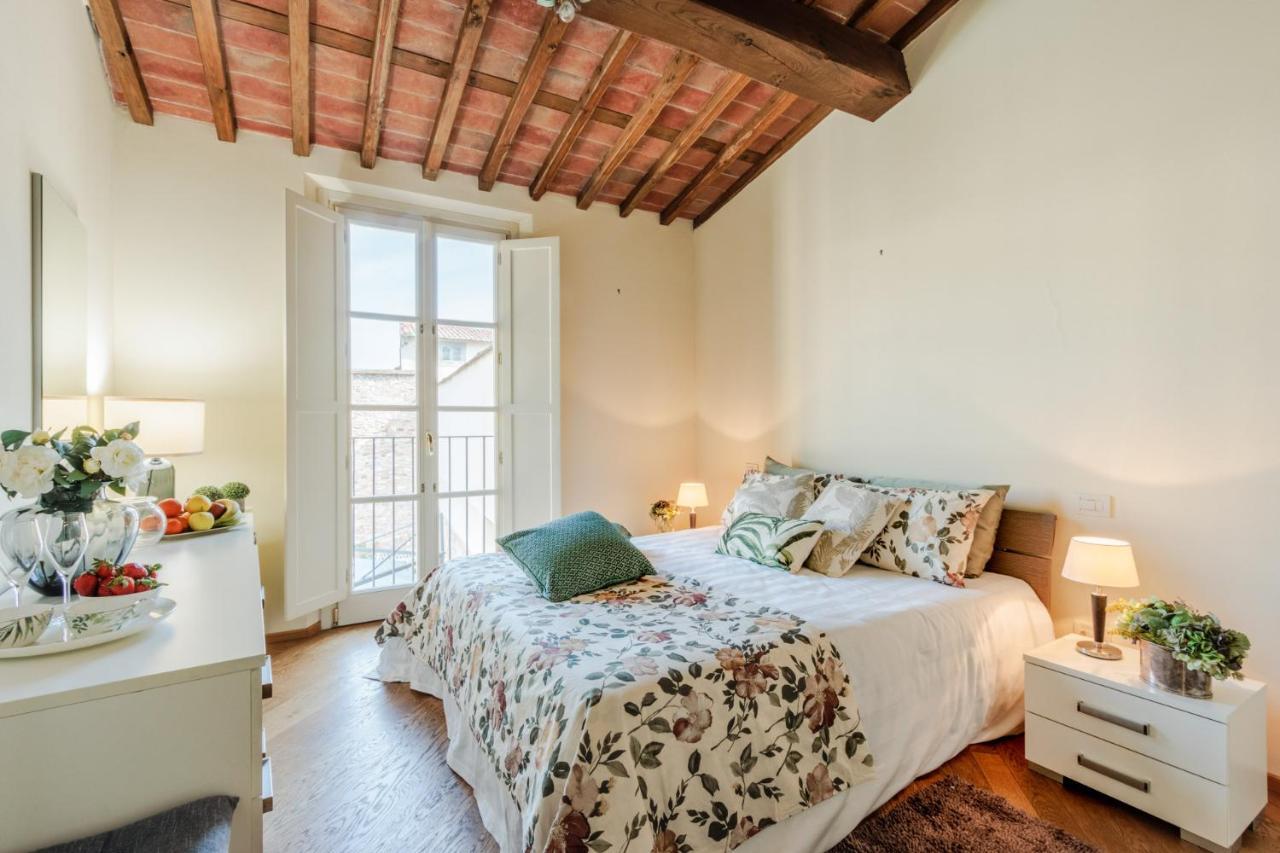 Helene Smart Flat With Elevator Inside Lucca Apartment Luaran gambar