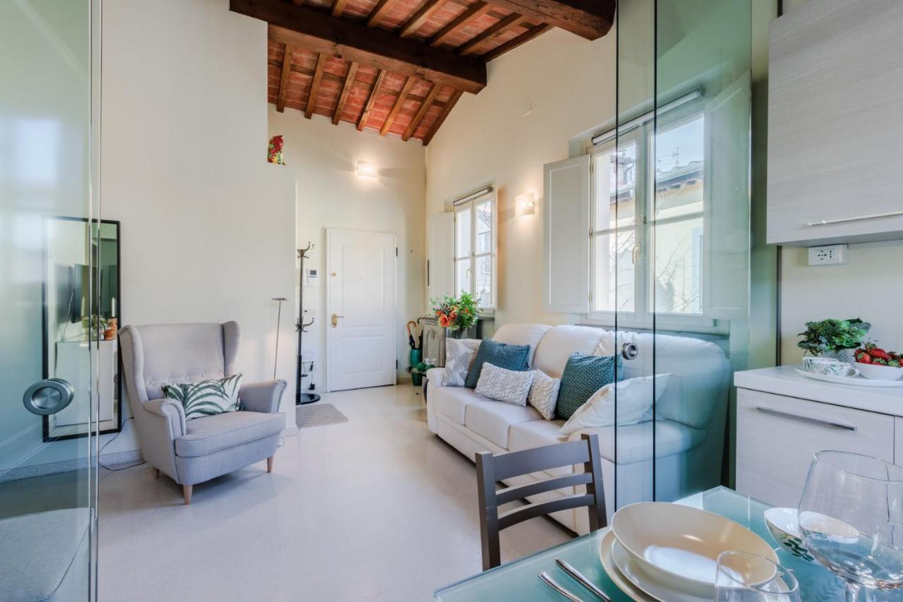Helene Smart Flat With Elevator Inside Lucca Apartment Luaran gambar