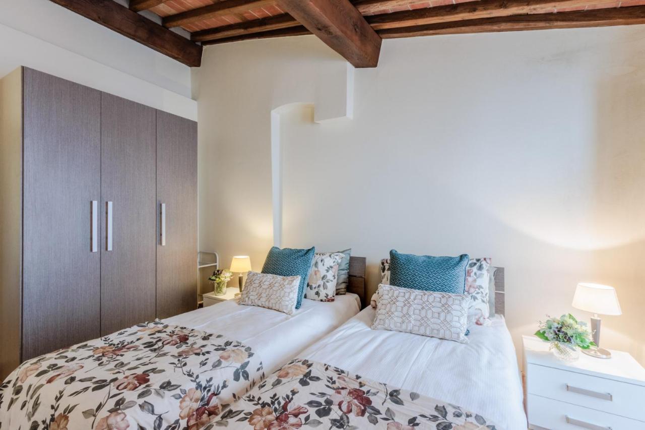 Helene Smart Flat With Elevator Inside Lucca Apartment Luaran gambar